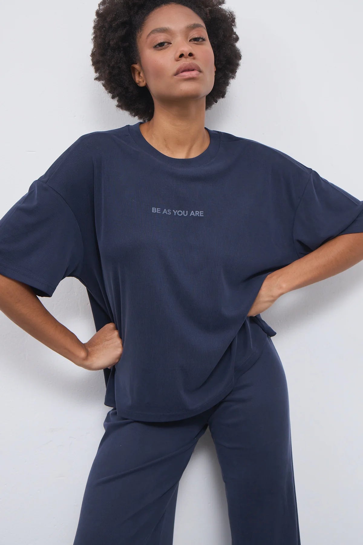 TOPS & T-SHIRTS