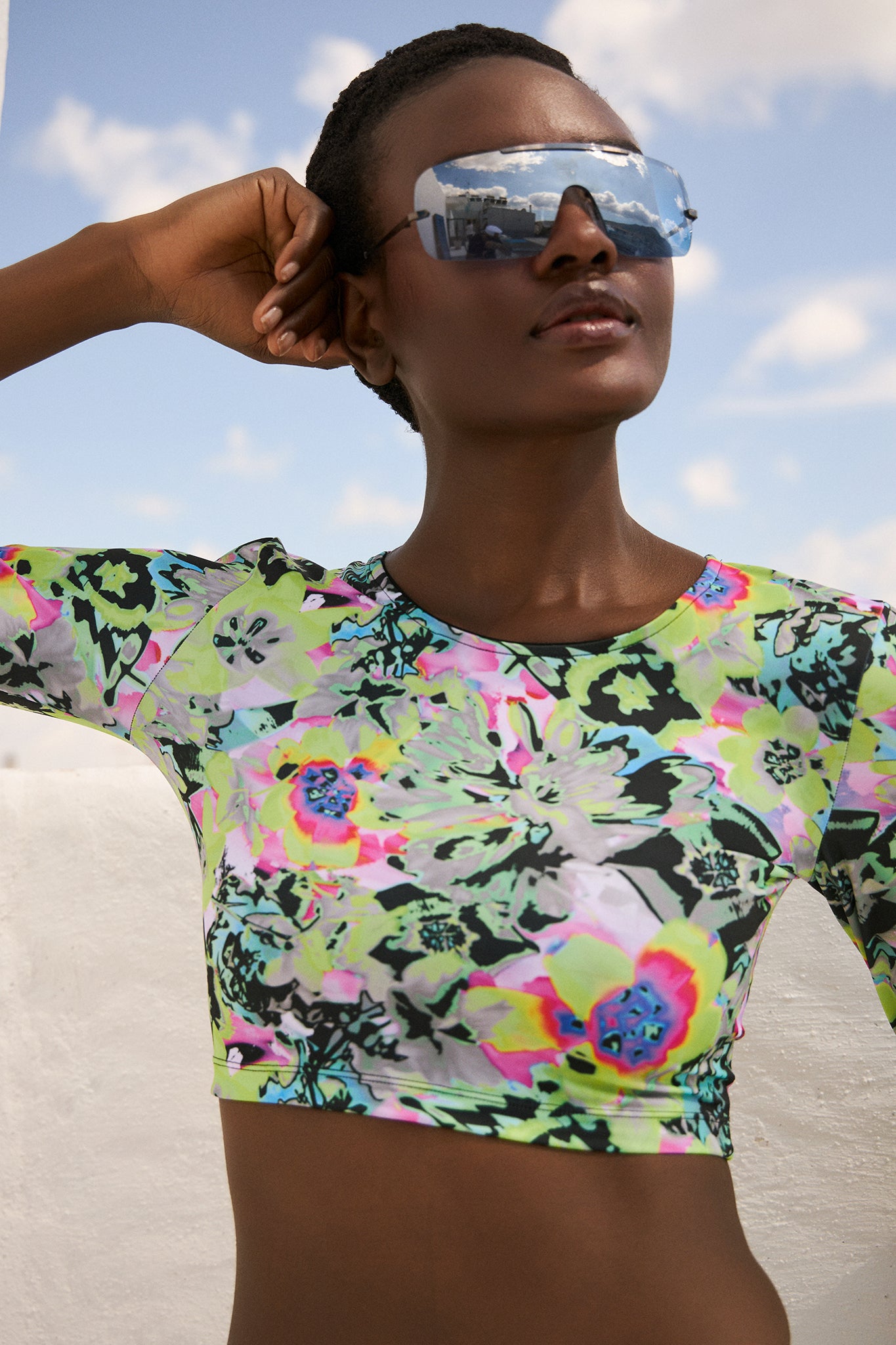 Ψηλόμεσο μπικίνι σλιπ με neon floral print | Lime