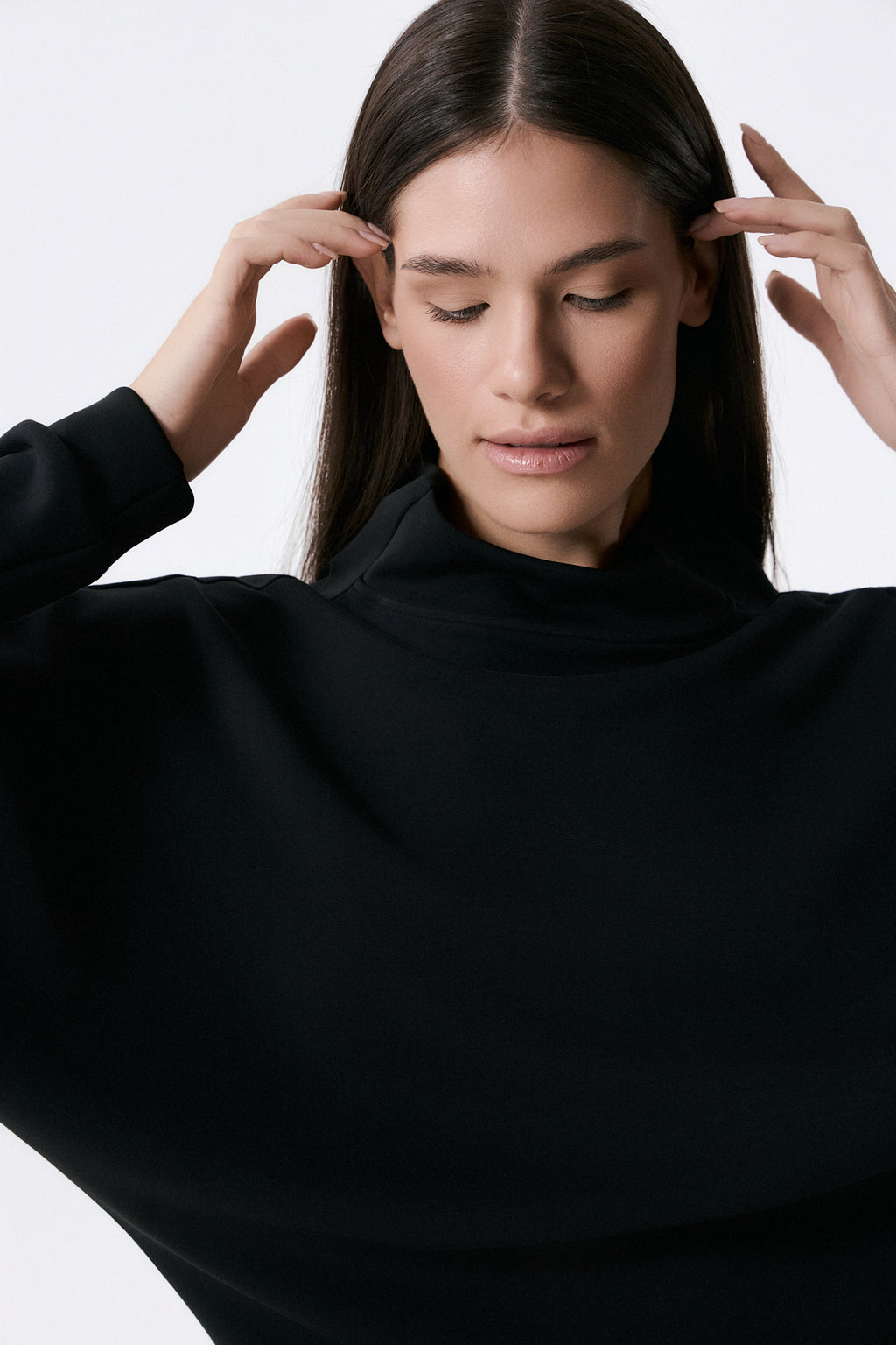 Scuba Cupro Touch draped turtleneck | Μαύρο