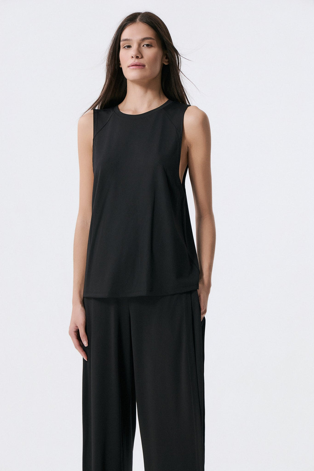 Αθλητικό Αμάνικο Top | Μαύρο