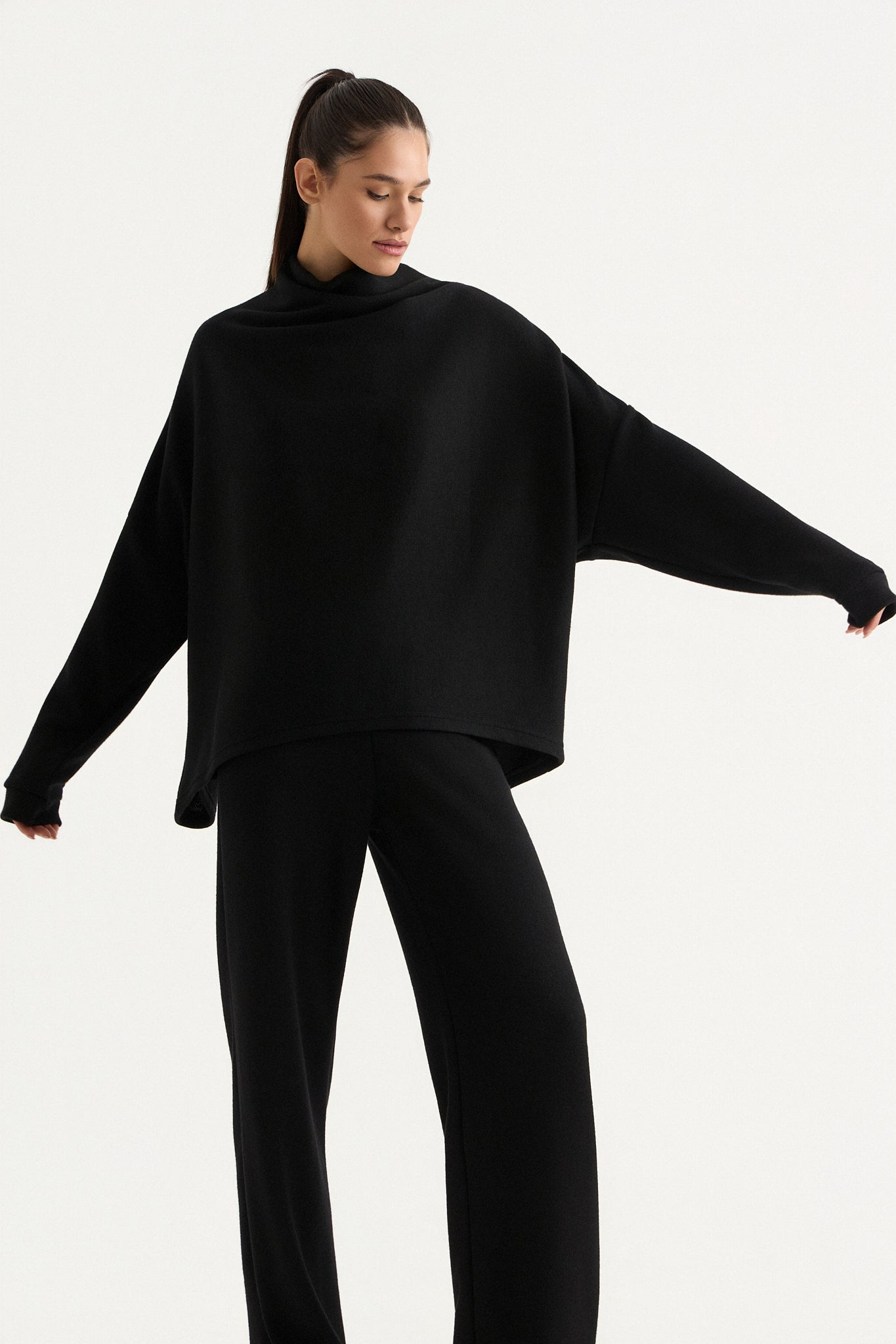 Comfort Knit Top με Drape λαιμόκοψη | Μαύρο