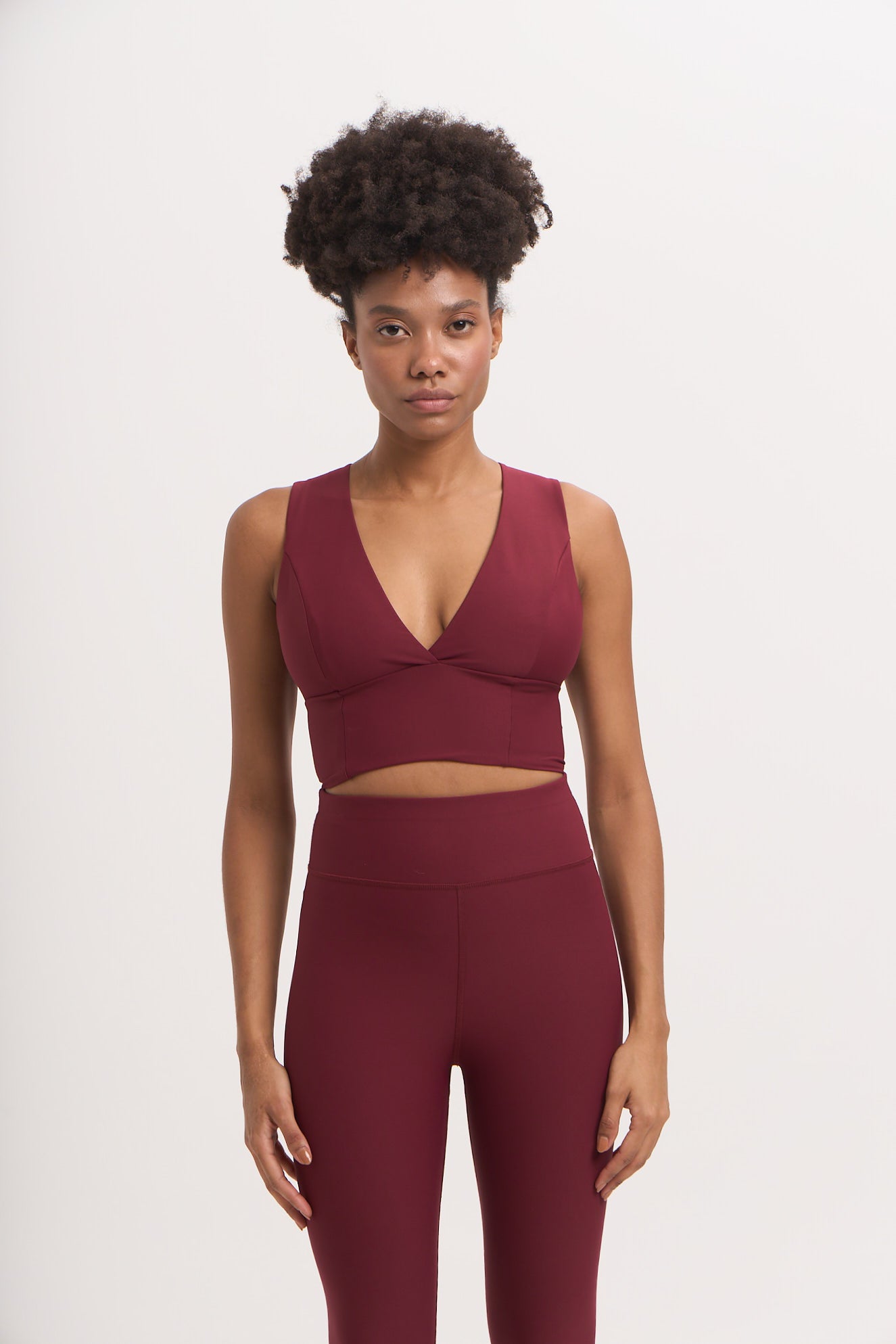 Αθλητικό μπουστάκι με V DRY SHELL | Bordeaux