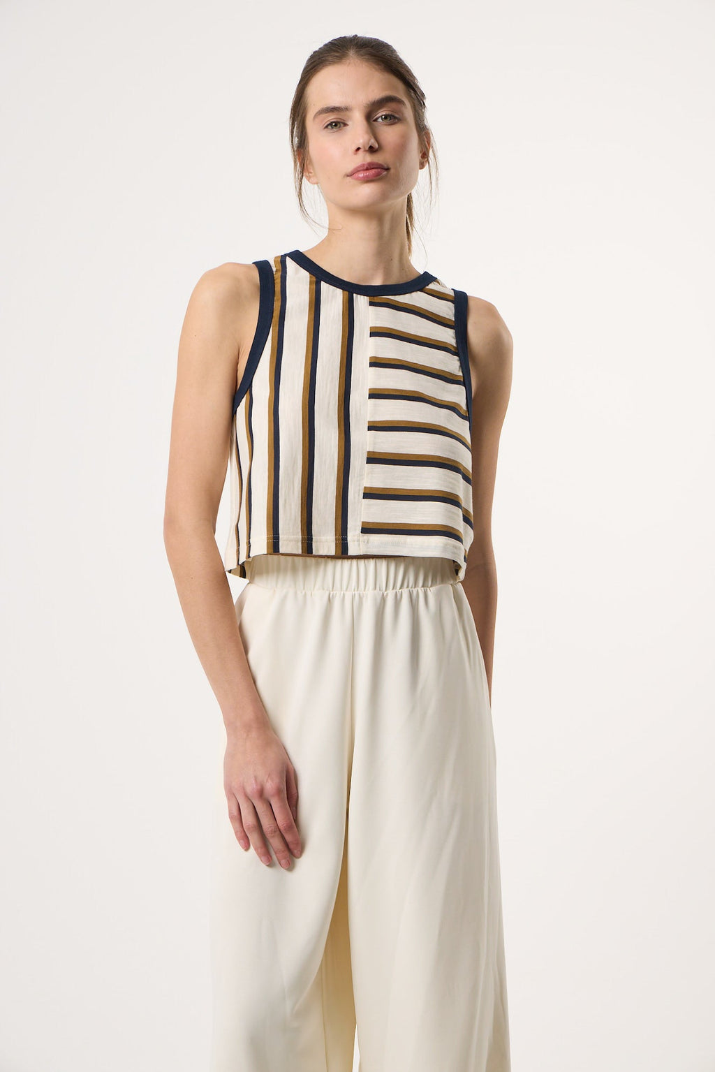 Αθλητικό Αμάνικο T-shirt | Off-White