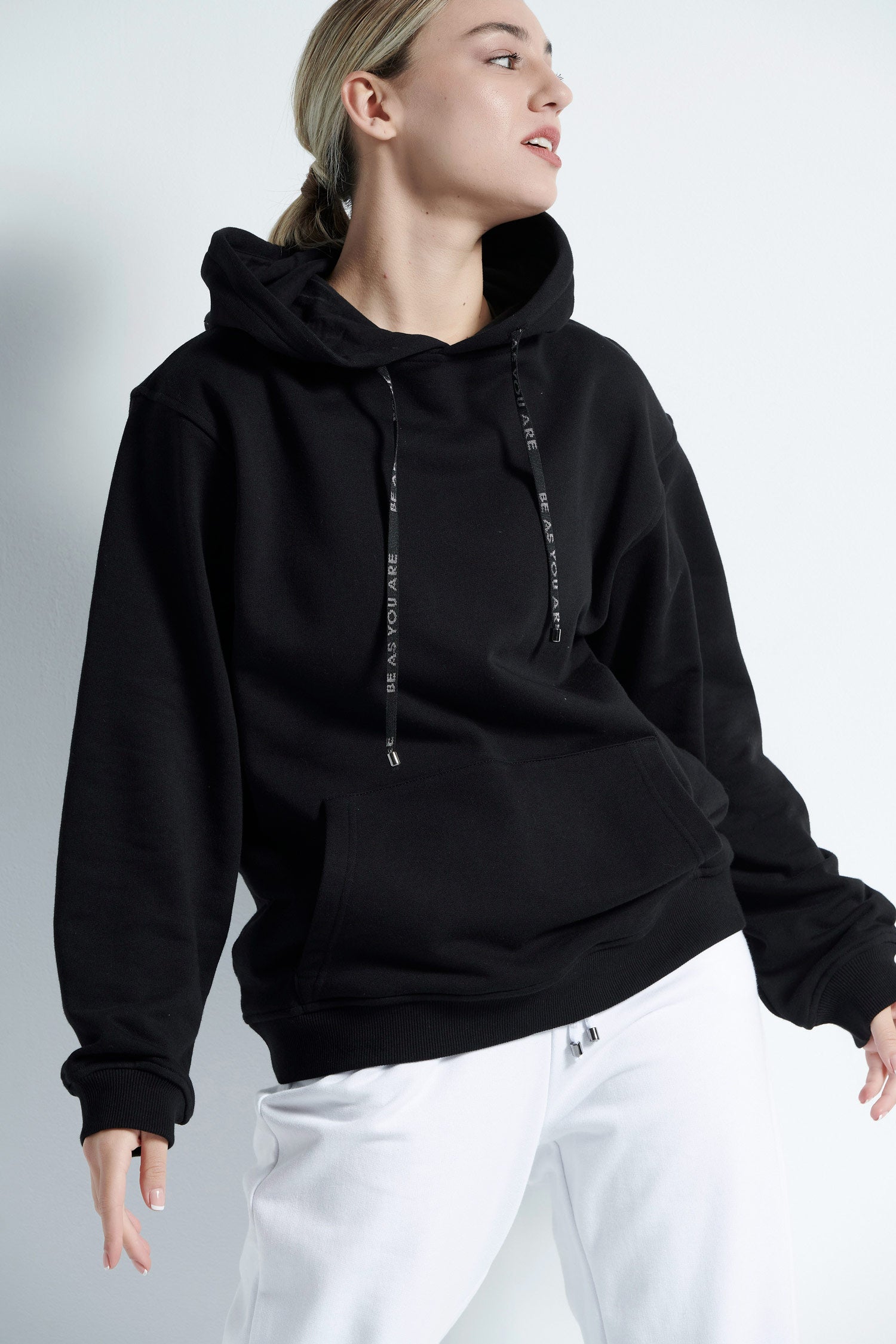 Hoodie with kangaroo pocket- Black