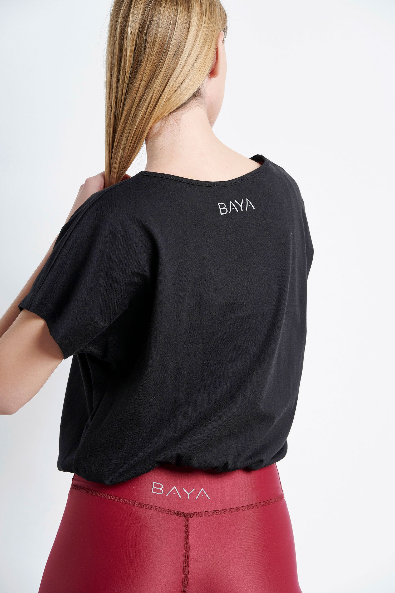 Elastic hem top- Black