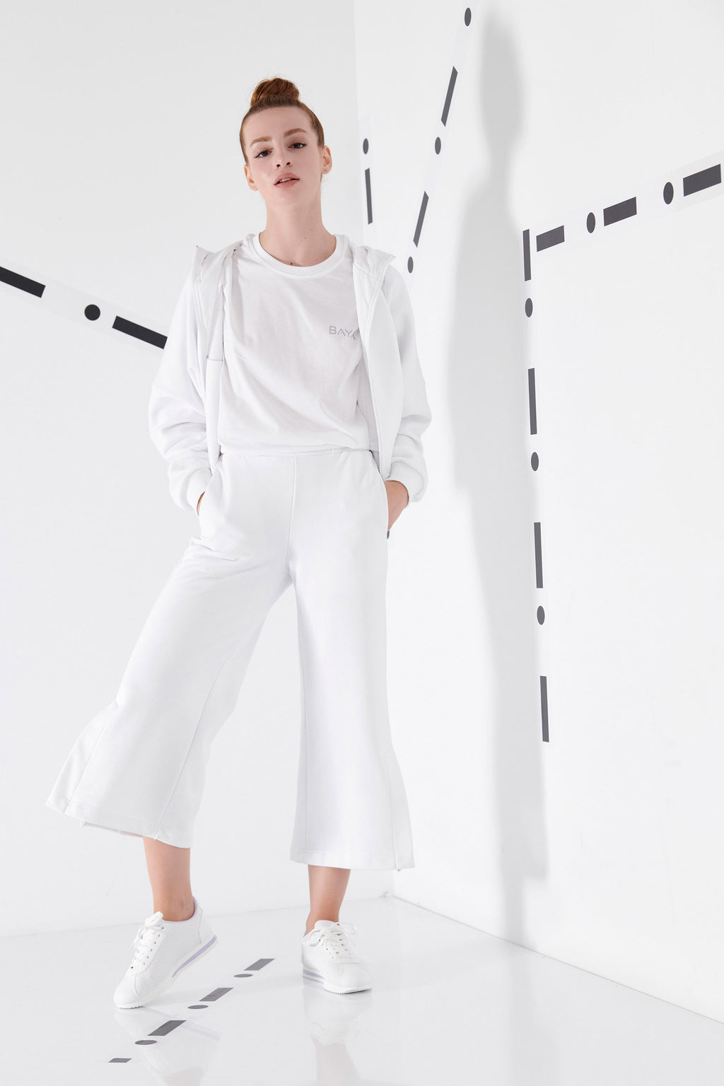 CROPPED SWEATPANTS WHITE