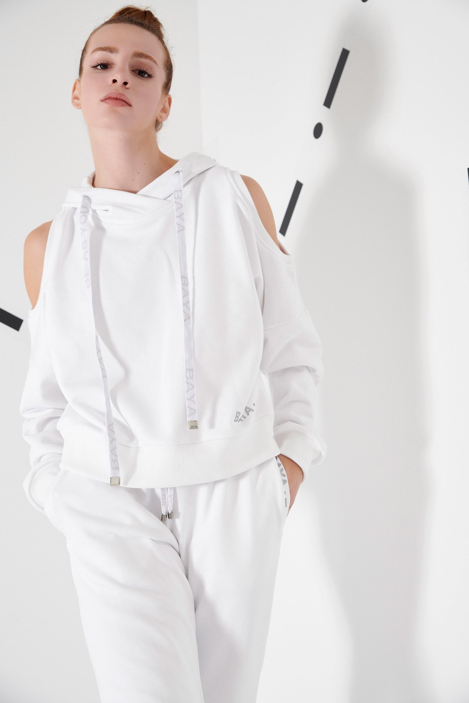 Sweater with shoulder cut out - White