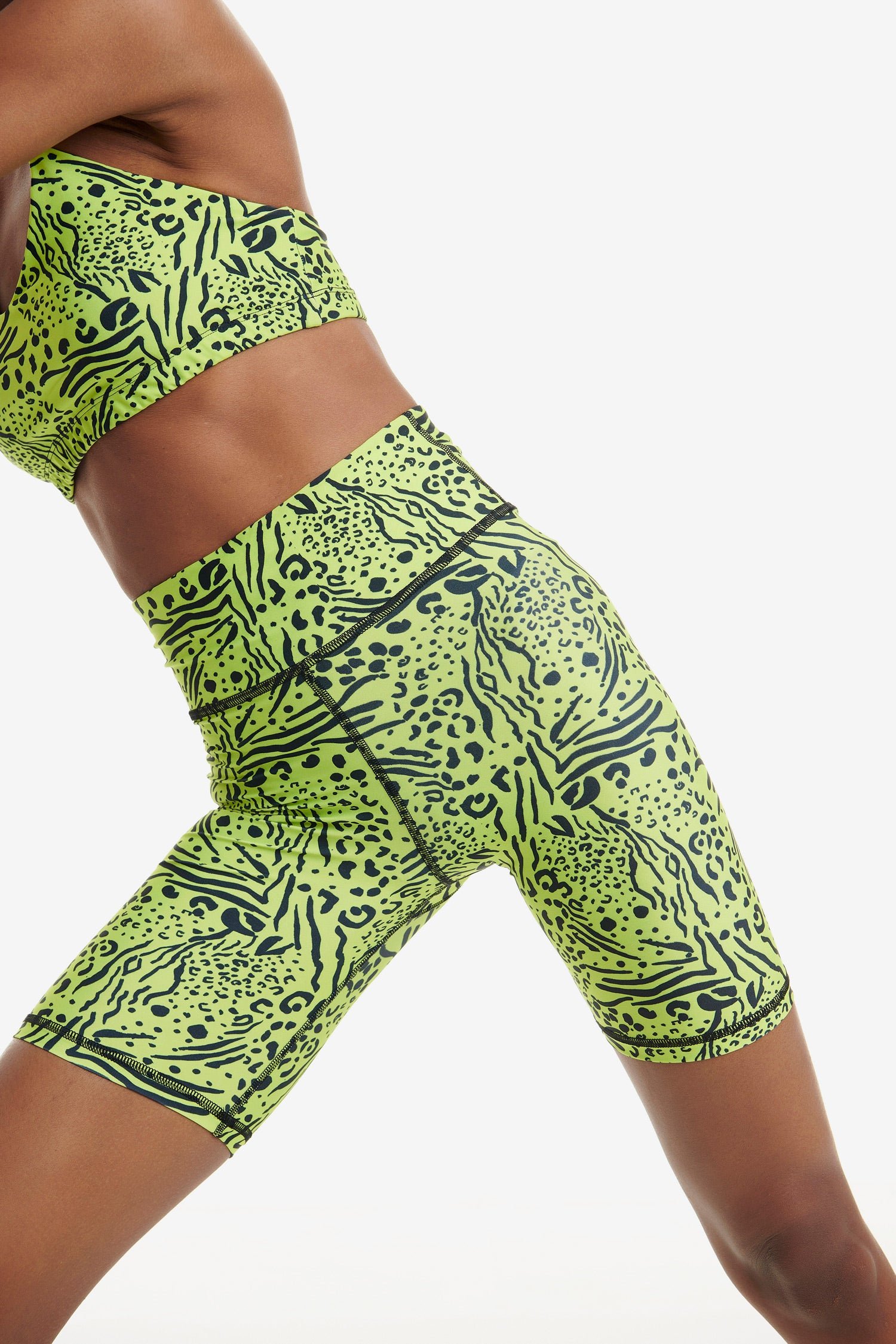 Biker Shorts Spotted Green
